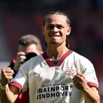 ПСЖ желае да си върне Хави Симонс