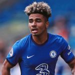 Иън Маатсен иска да остане в Челси