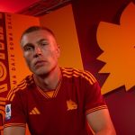 Рома се похвали с ново попълнение от Лийдс