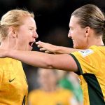 Домакините започнаха с минимални победи в световното за жени