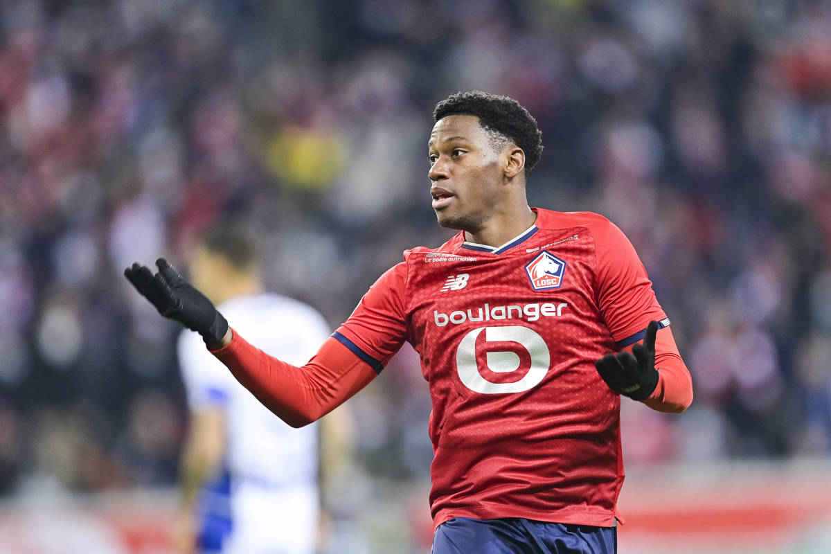 Атлетико Мадрид може да привлече нападател на Лил width=