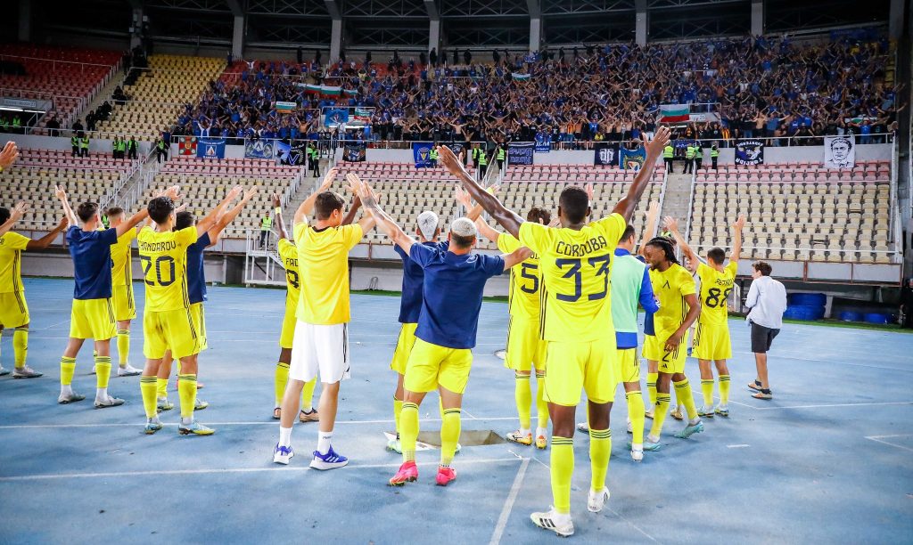 Без фенове на Шкупи за реванша с Левски в София