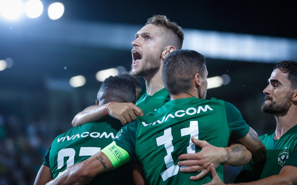 Опитен защитник и Лудогорец се разделят width=