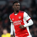 Нападател на Арсенал преминава медицински прегледи във Франция