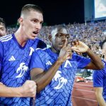 Краев и Петрис тровят атмосферата в съблекалнята на Левски