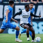 Сезам накланя леко везните за “син” успех на “Лаута”