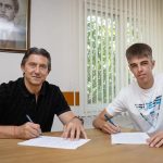 Двама таланти на Левски подписаха професионални договори с клуба