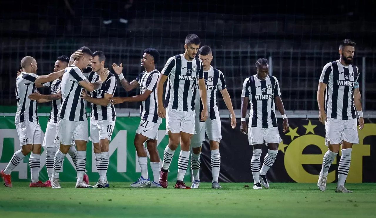 Започват преговори за нови договори с ключови играчи на Локо Пд