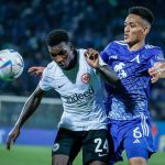 Шеметен гол на Фадига в края – Левски не се даде на Айнтрахт в София