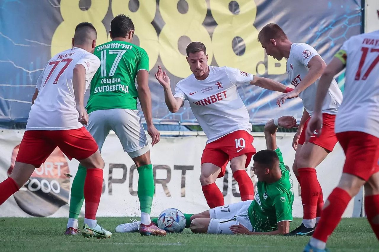 Ботев Враца надделя над десет от Пирин в Благоевград след автогол