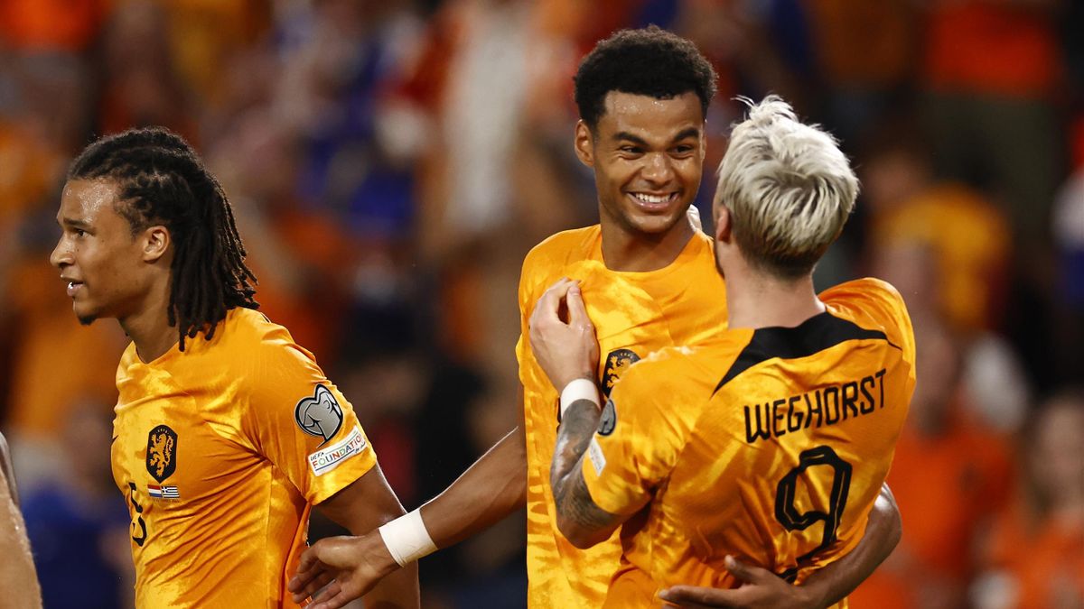 Нидерландия ще продължава възхода си срещу Република Ирландия