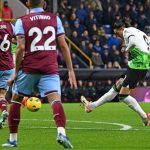 Ливърпул надви Бърнли и поведе във Висшата лига