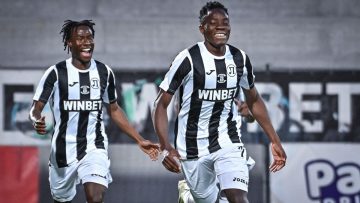 Оливер Камдем