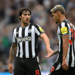 Манчестър Юнайтед иска да привлече двама играчи на Нюкасъл