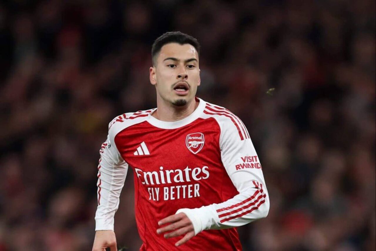 ФА амнистира Мартинели за физическия сблъсък със съдията