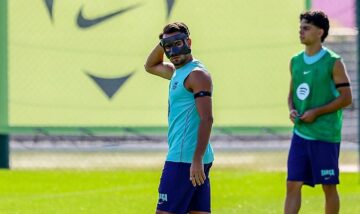 Ерик Гарсия се завръща в игра с предпазна маска за Барселона