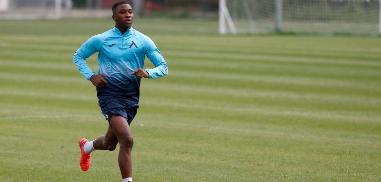 Робърта се включи в тренировките на Левски