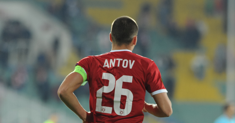 Синиша Михайлович се допитал до Люпко преди трансфера на Антов