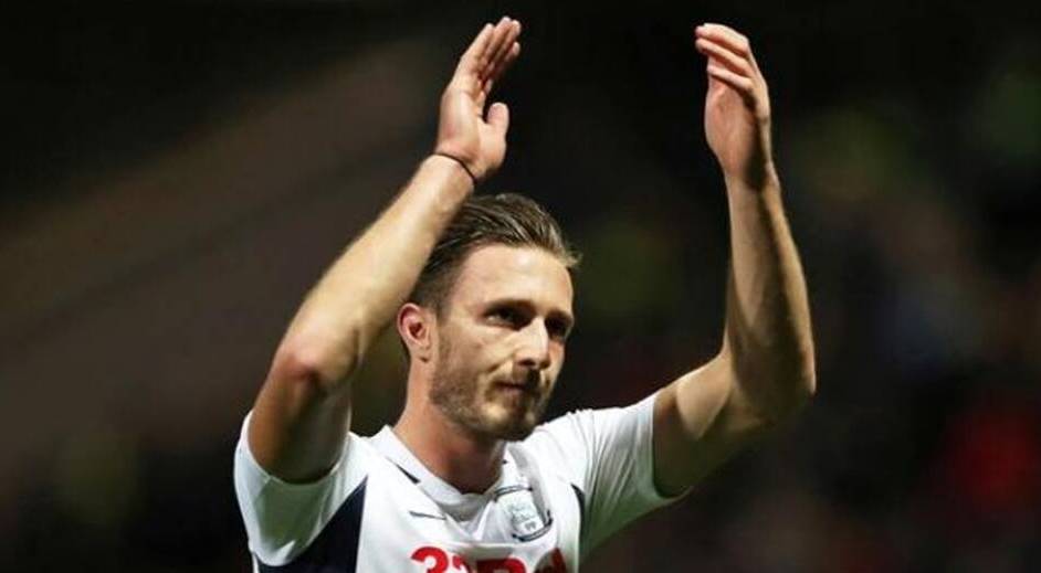 Официално: Бен Дейвис подписа с Ливърпул width=