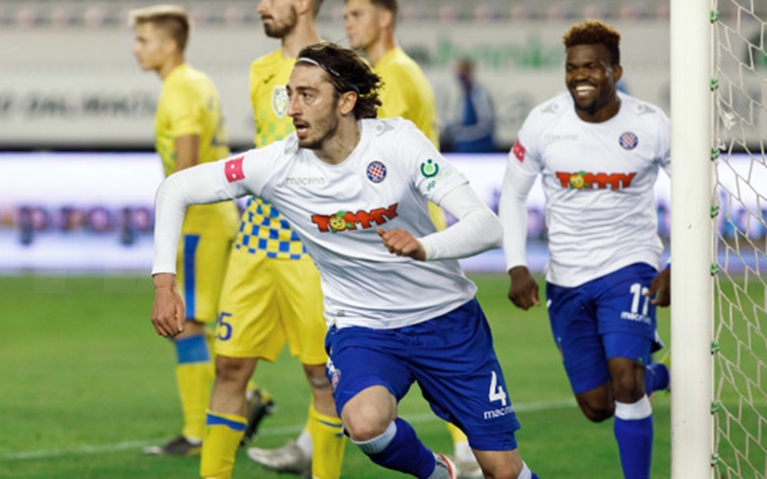 Бивш защитник на Ботев (Пд) се превърна в герой за Хайдук Сплит (ВИДЕО)