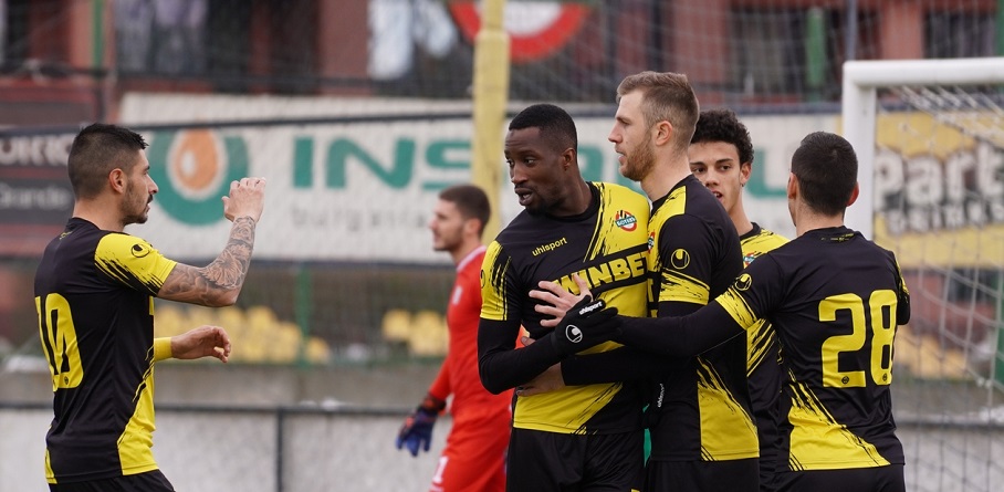 Ботев (Пд) разби Царско село в последната контрола