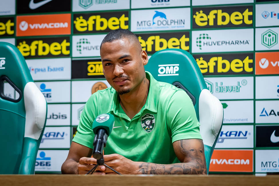 Лудогорец е платил близо 1 млн. евро за Оливие Вердон