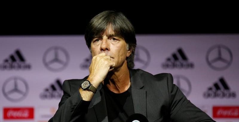 Льов остава начело на Бундестима, въпреки унизителното 0:6 width=