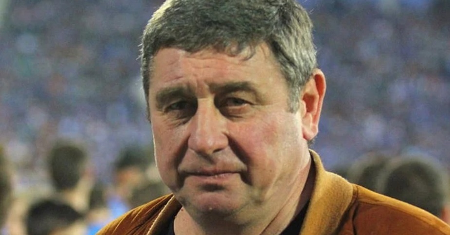 Михаил Вълчев: Левски тъне в проблеми, трудно ще вземе дербито width=