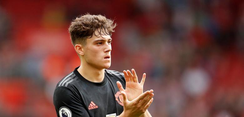 Уест Бромич се пробва за крило на Манчестър Юнайтед