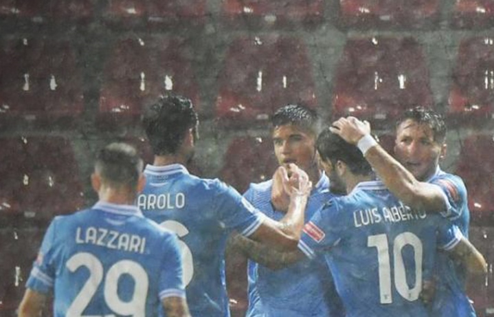 Последният Кротоне не успя да се противопостави на Лацио