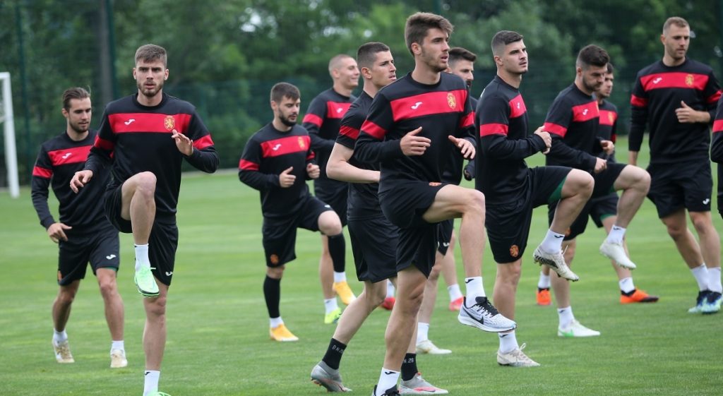 Куп липсващи национали за предстоящите контроли на България