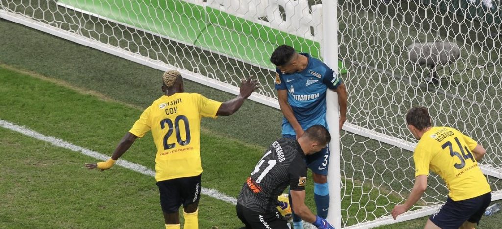 Летящ старт за Али Соу в Русия, гамбиецът с два гола за Ростов