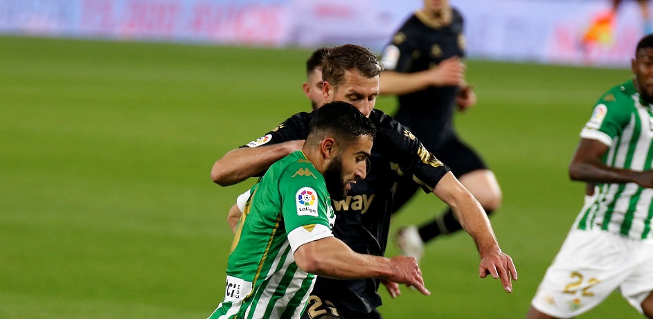 Алавес пропиля два гола аванс и загуби визитата си на Бетис