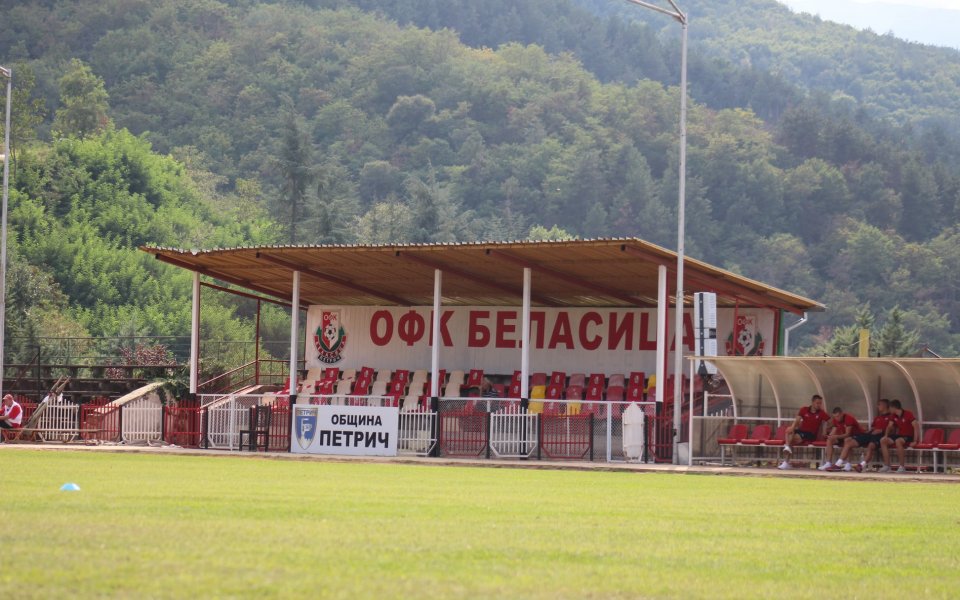 Отмениха дербито на Югозападната Трета лига