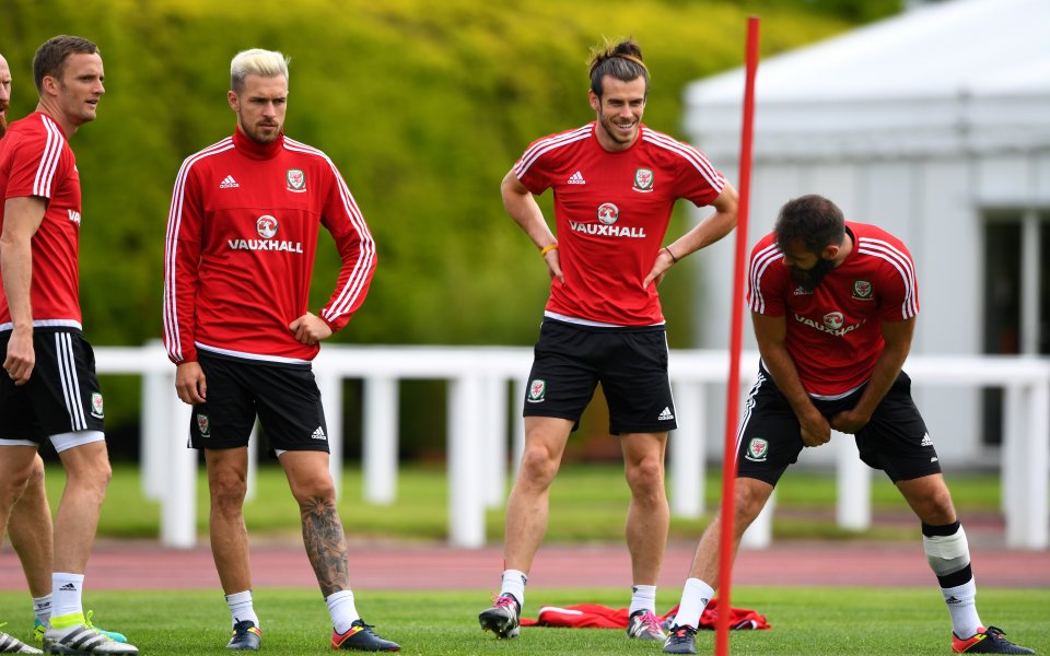 Капитанът на Уелс: Идваме за трите точки в България