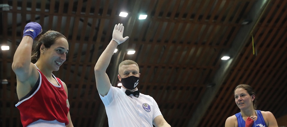 Министър Кралев откри Купа “Странджа”, българка започна с победа