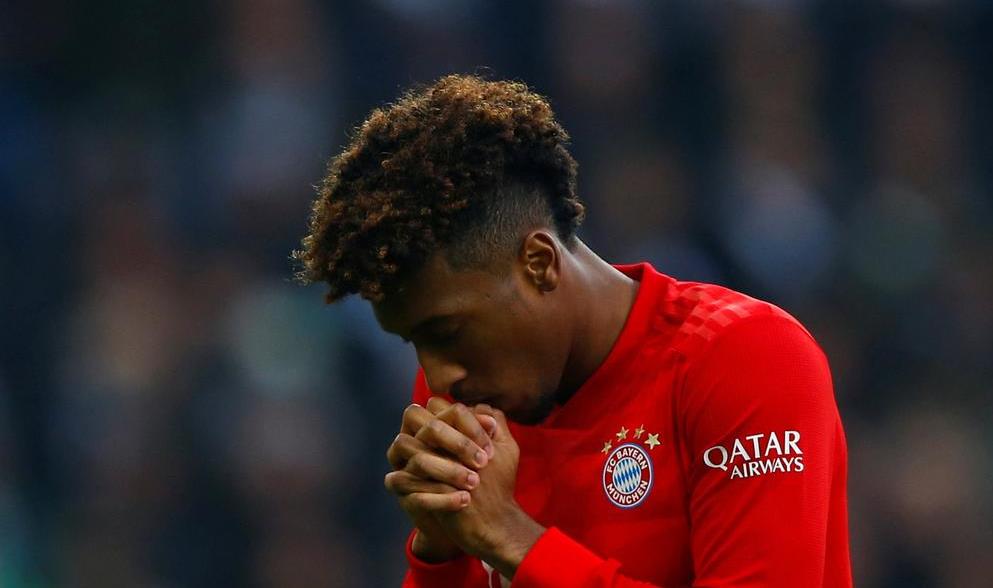 Кингсли Коман отнася солена глоба от Байерн Мюнхен заради кола