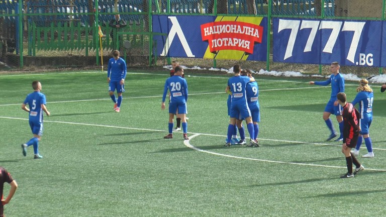 ЦСКА 1948 взе юноша на Левски