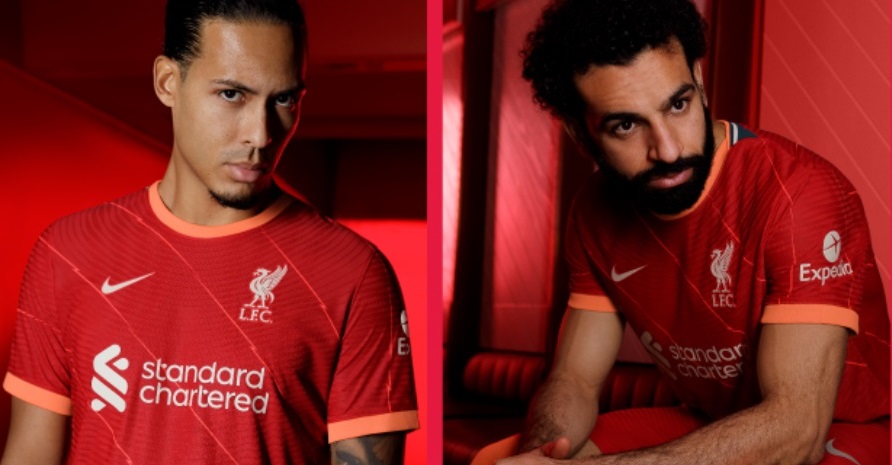 Ливърпул представи новите екипи