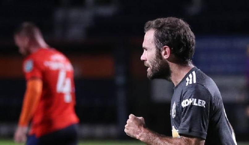 В Манчестър Юнайтед имат дългосрочни планове за Хуан Мата