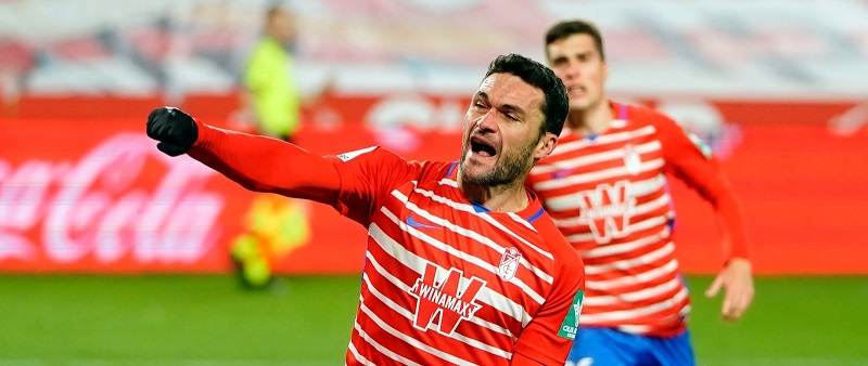 Валенсия поведе, но допусна обрат и се провали и срещу Гранада