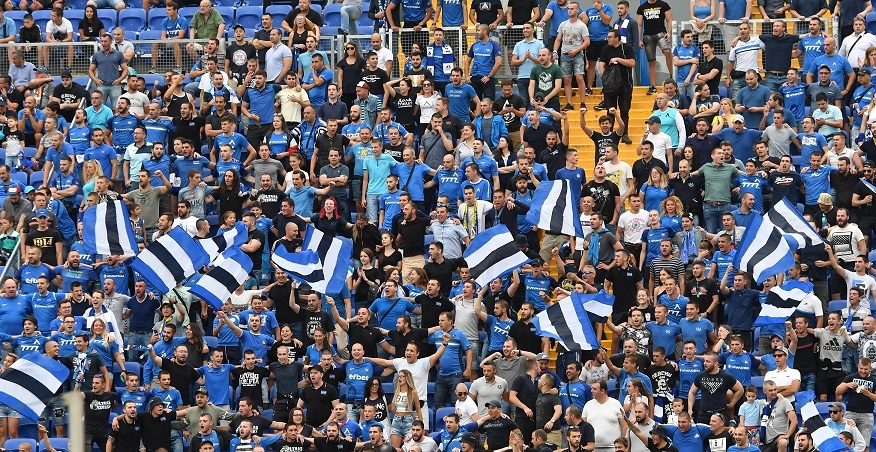 Левски се похвали с пореден рекорд на фенове си width=