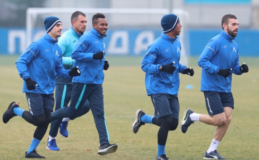 Матео Стаматов тренира пълноценно с Левски