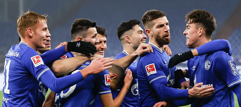 Шалке го направи! “Кралскосините” записаха първа победа