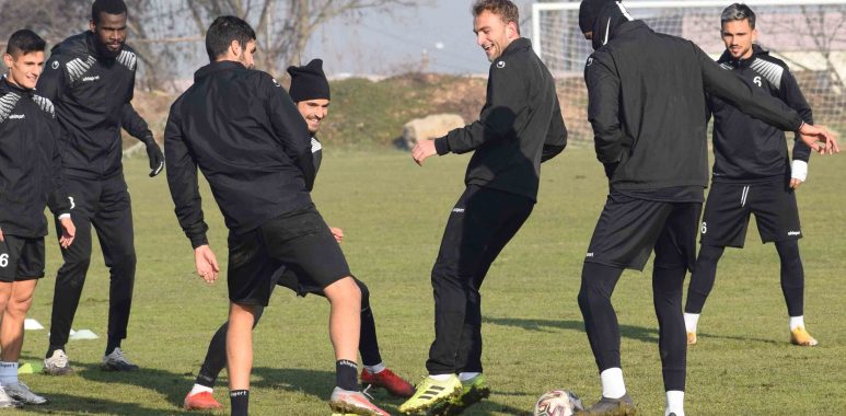 Тунчев определи групата за визитата на Ботев (Вр)