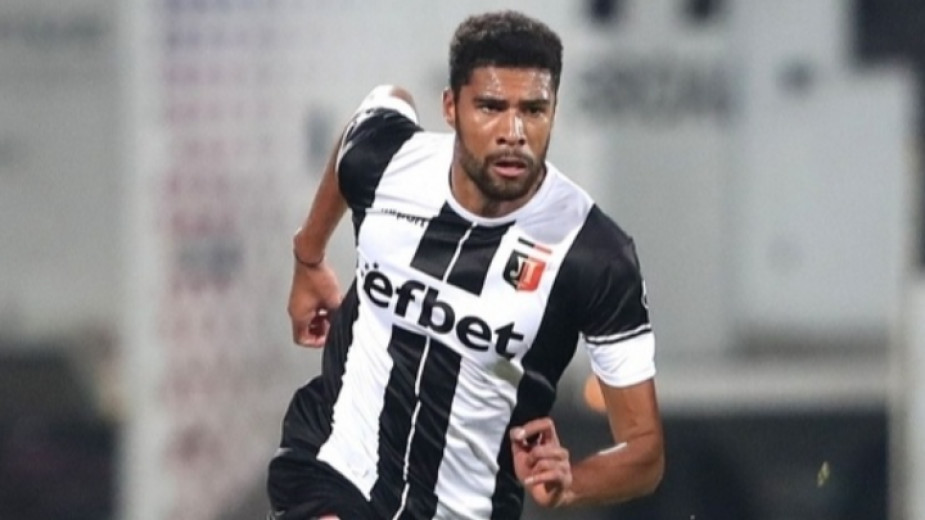 Малембана и Салинас си тръгват от Локо Пловдив