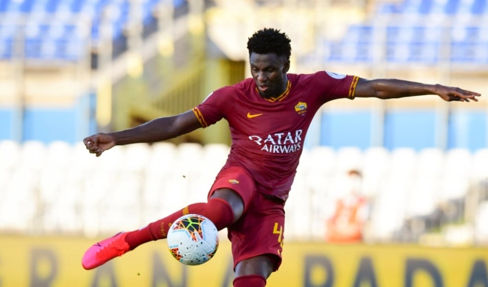 Халф на Рома даде положителен тест за COVID-19