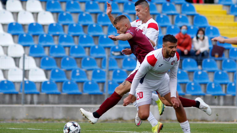 Кариана и Септември (Сф) направиха нулево реми във Втора лига