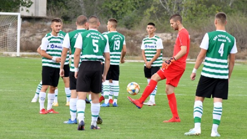 Илиан Илиев взе петима юноши за подготовката с мъжкия тим