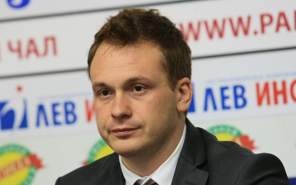 Шеф в ЦСКА 1948 отправи сериозни обвинения към ЦСКА width=